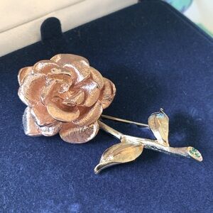 Vintage Camrose & Kross collection by JBK Jacqueline Bouvier Kennedy brooch.